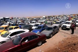Люди покидают захваченный исламистами город Ирака