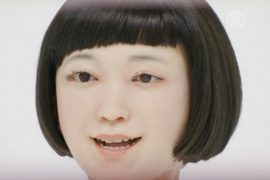 Роботы в Японии зачитывают новости и общаются