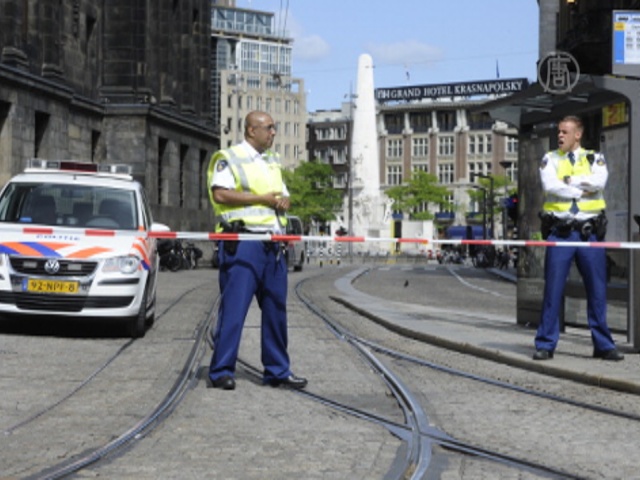 В центре Амстердама искали бомбу