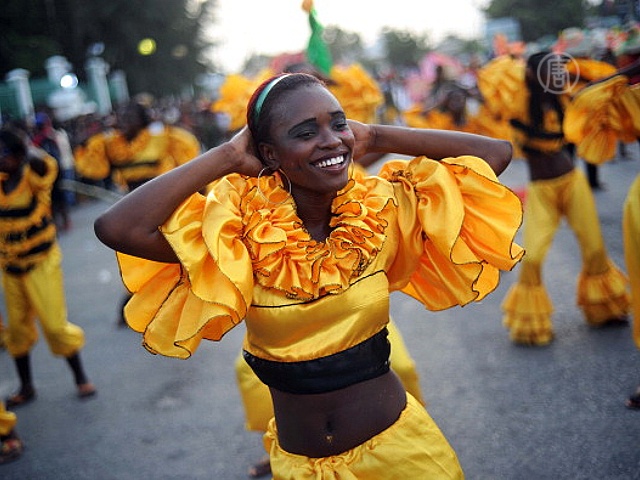 В столице Гаити снова танцуют