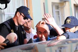 В Турции арестовывают полицейских