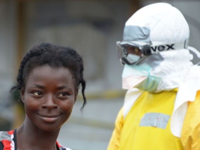 ВОЗ зовёт врачей в Африку бороться с Эболой