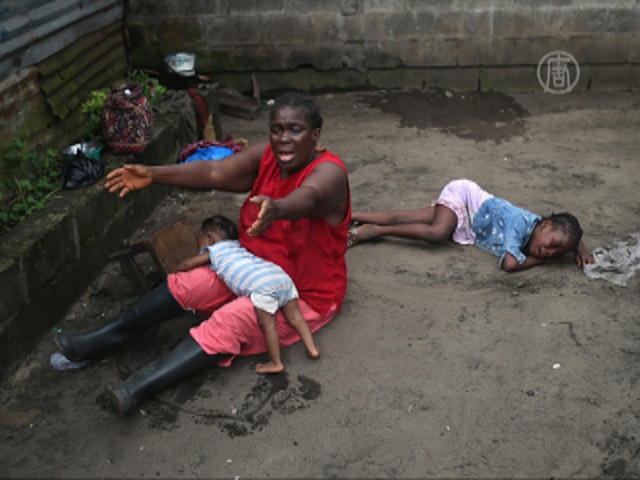 В Фритауне тела больных Эболой не убирают с улиц