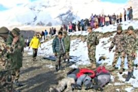 Альпинистов не останавливает трагедия в Непале