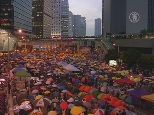 Активисты Гонконга отметили месяц протестов