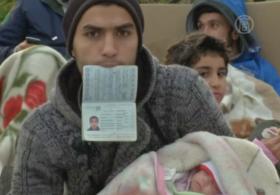 Беженцы из Сирии голодают у парламента Греции
