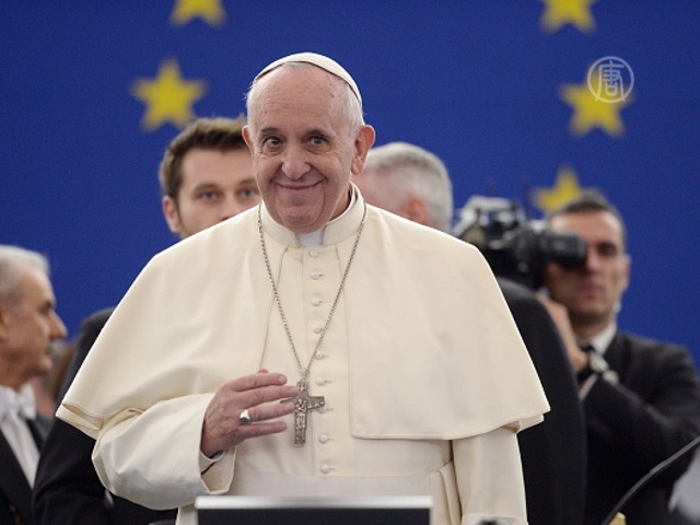 Папа римский выступил в Европарламенте