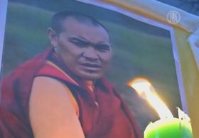 В Индии помолились за поджёгших себя тибетцев