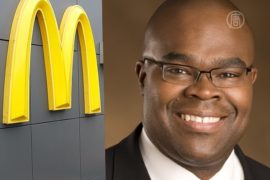 Директор McDonald’s уволится из-за падения прибыли