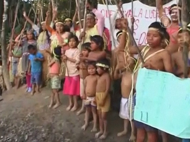 Индейцы протестуют из-за вреда от добычи нефти