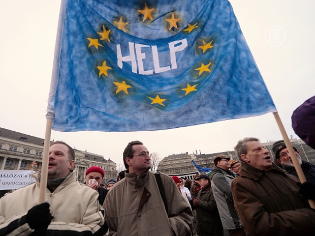 Венгры митингуют за уважение связей с Евросоюзом
