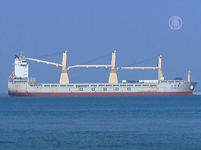 Задержано судно с оружием, плывшее под флагом КНР