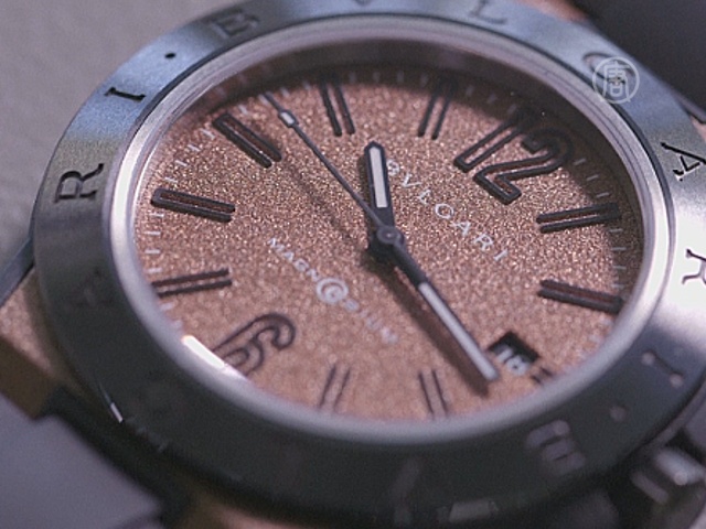 Bulgari представил первые «умные часы»