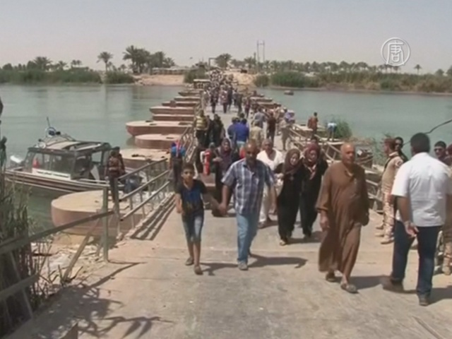 90 тысяч иракцев бежали из-за наступления ИГИЛ