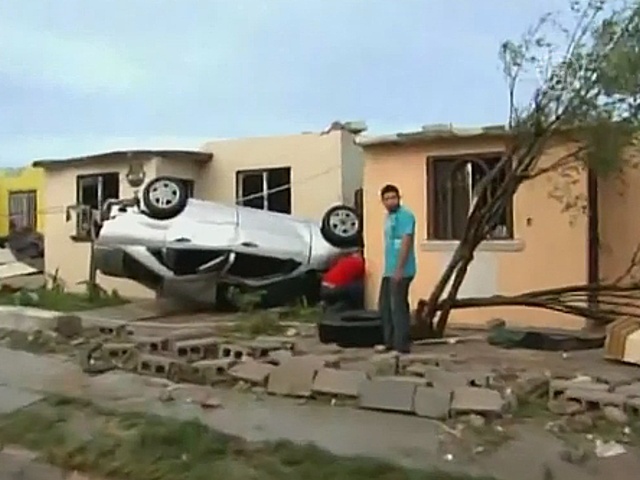 Торнадо пронёсся по городку в Мексике, есть жертвы
