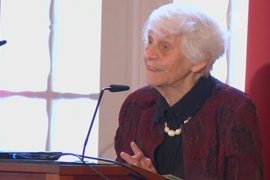102-летняя врач из Германии стала кандидатом наук