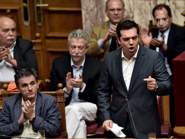 Парламент Греции проголосовал за реформы