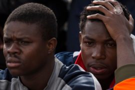 Франция и Великобритания хотят высылать мигрантов