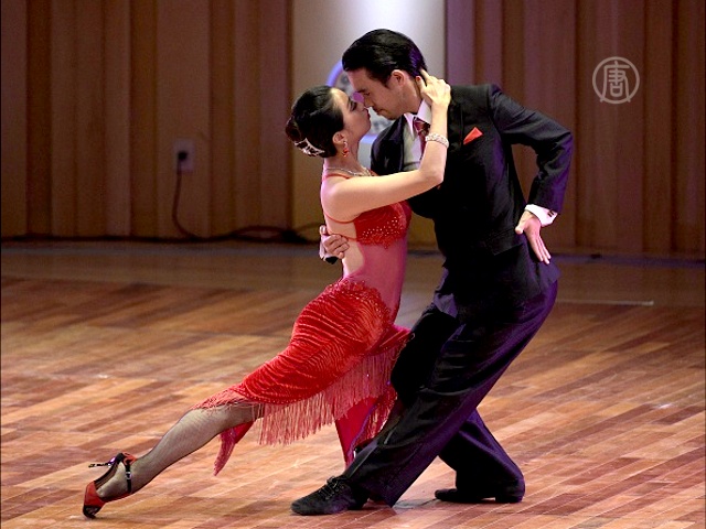 В Аргентине соревнуются лучшие танцоры танго