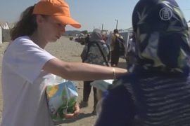 Беженцам в Македонии помогают волонтёры