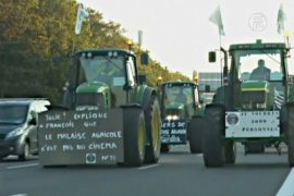 Протест на тракторах устроили фермеры в Париже