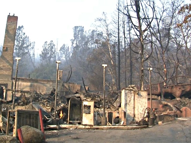 Пожары в Калифорнии уничтожили 600 домов