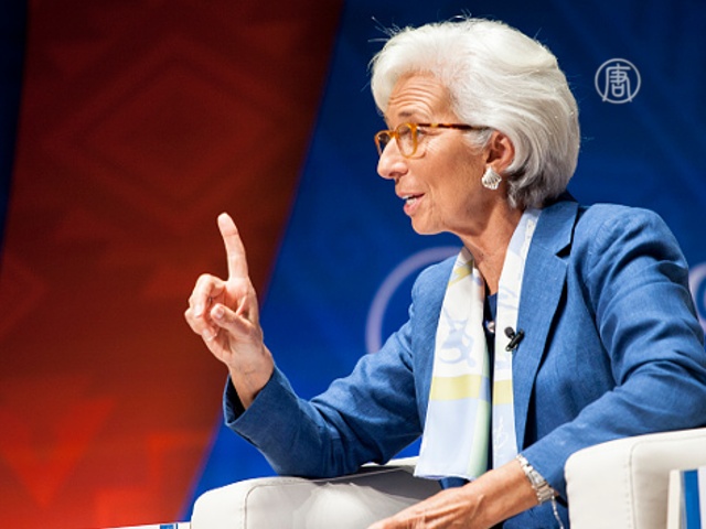 Глава МВФ: пора ввести налоги на выбросы CO2