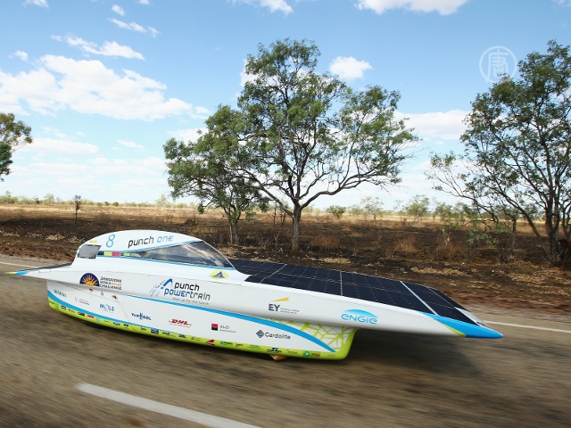Австралия: гонка на «солнечных» автомобилях