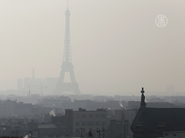 Париж снова страдает от смога