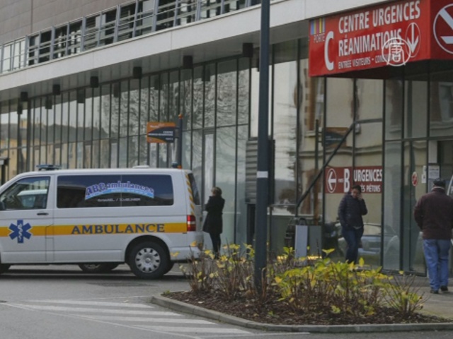 Франция: власти расследуют смертоносные тесты