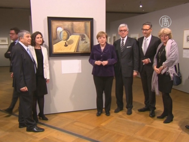 Картины жертв Холокоста представили в Берлине