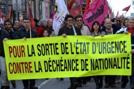 Во Франции протестовали против продления режима ЧП