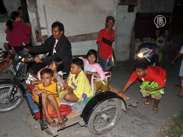 Землетрясение в Индонезии прошло без последствий