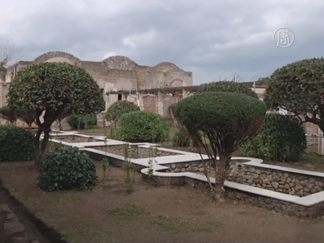 В Помпеях отреставрировали пять домов