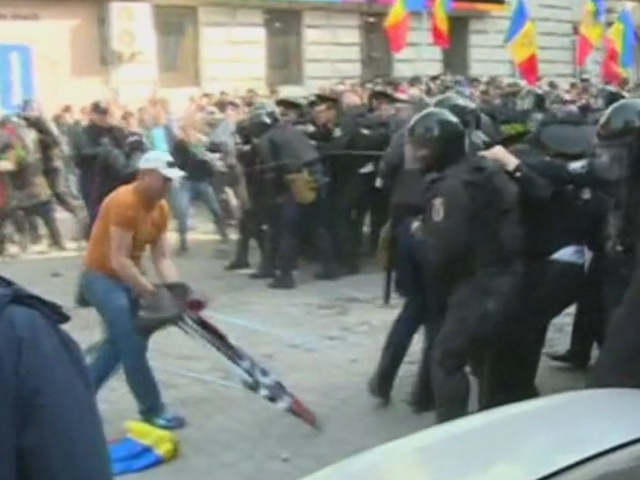 Кишинёв: протесты переросли в стычки