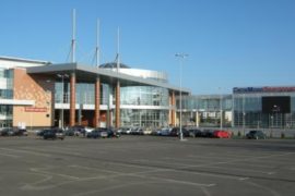 Сэндвич панели BELPANEL в строительстве отечественных автосалонов