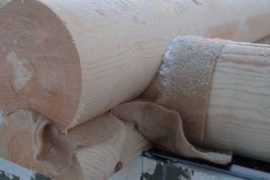 Преимущества эковаты в утеплении деревянных срубов
