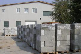 Возводим стены из пеноблоков