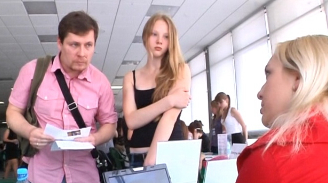 В Москве школьники и студенты ищут работу на лето
