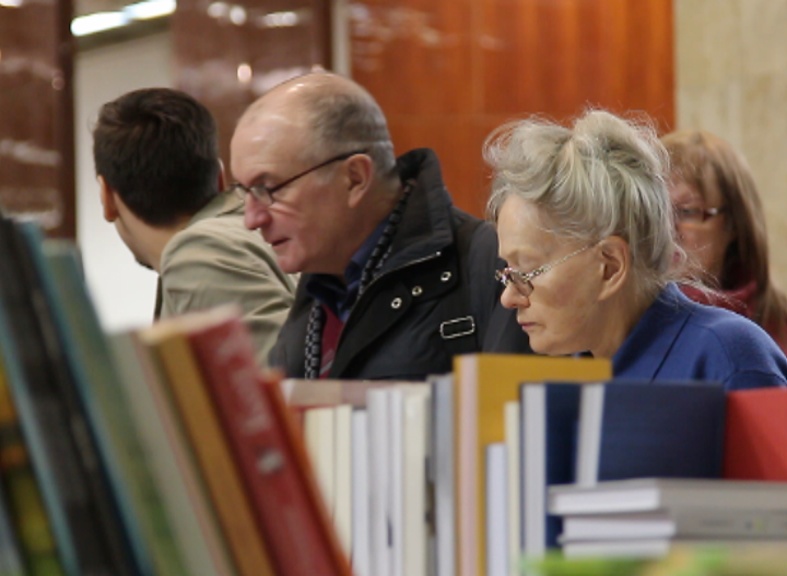 Как книжные магазины выживают в условиях кризиса?