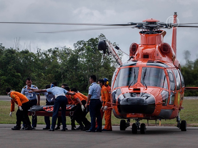 В Яванском море находят тела пассажиров AirAsia
